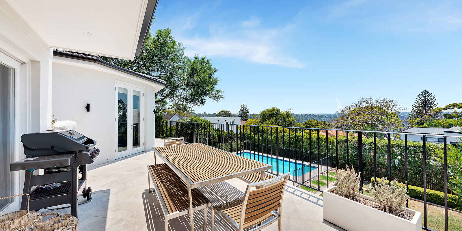 42 Narani Crescent  Northbridge