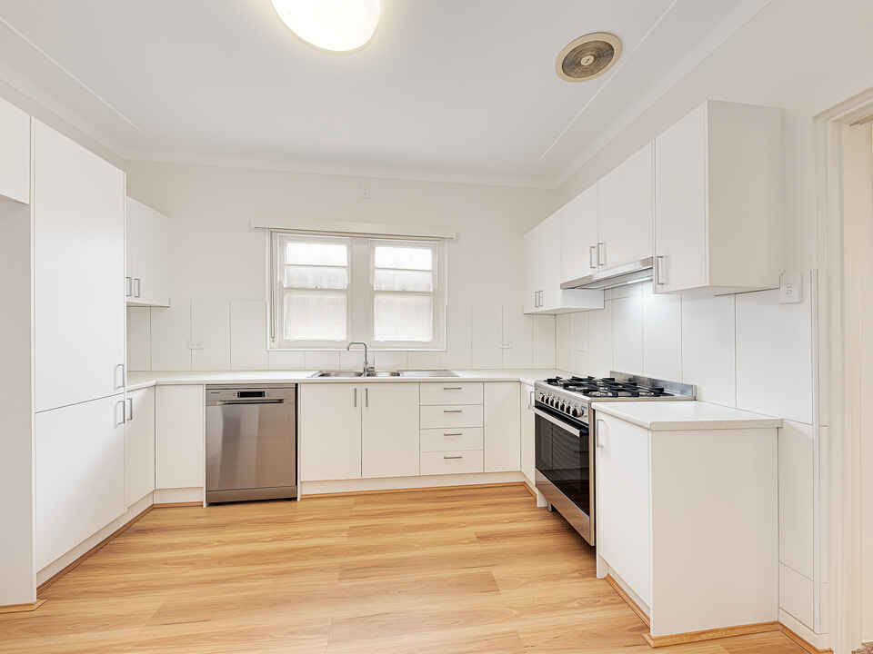 97 Edinburgh Road Castlecrag