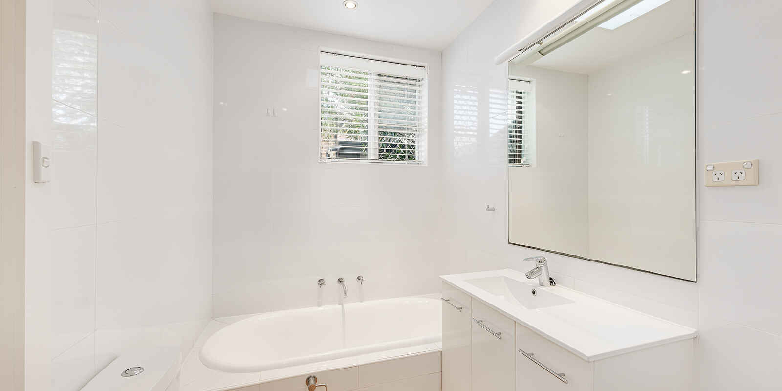 10 Malacoota Road Northbridge 10 Malacoota Road Northbridge