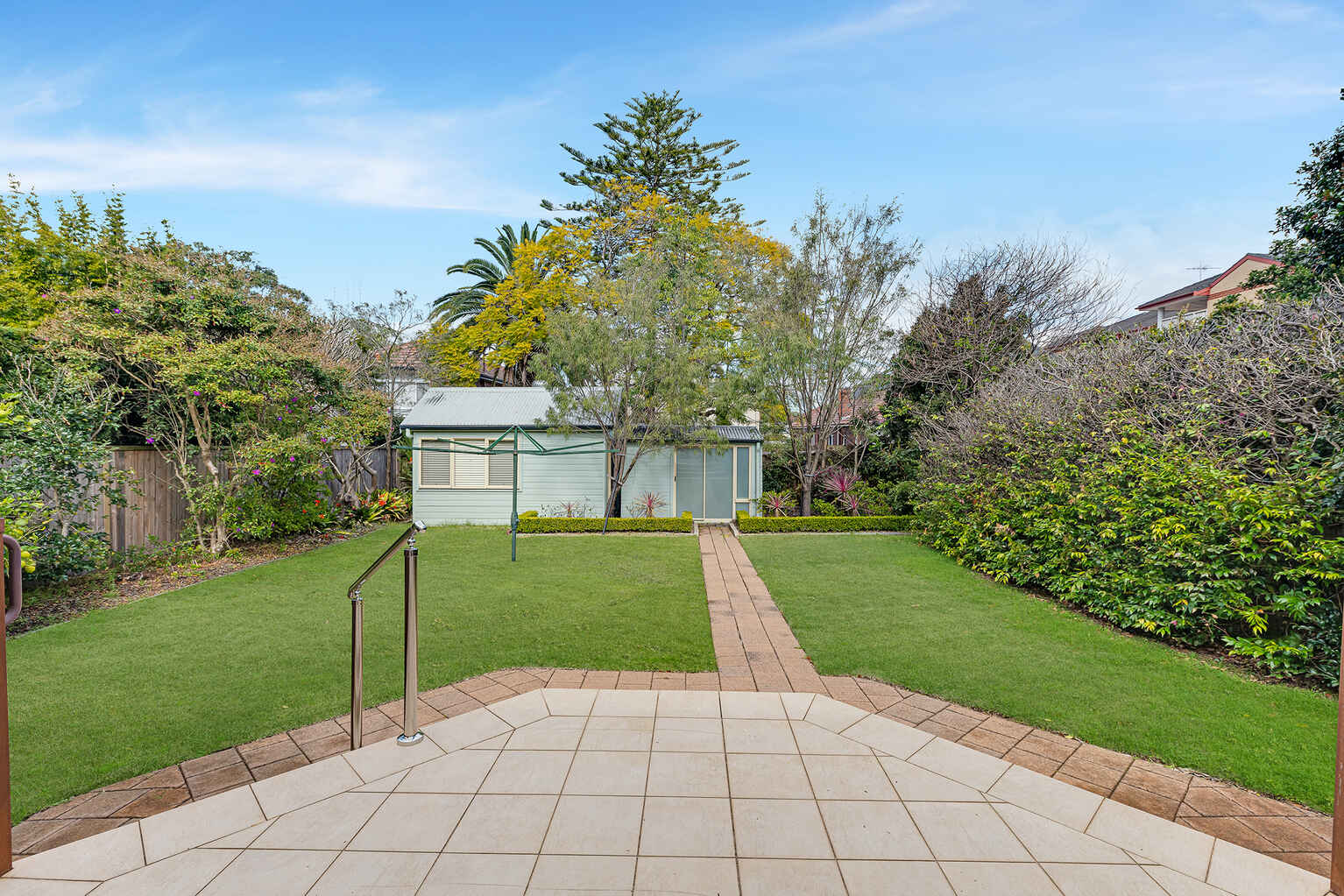 10 Malacoota Road Northbridge 10 Malacoota Road Northbridge