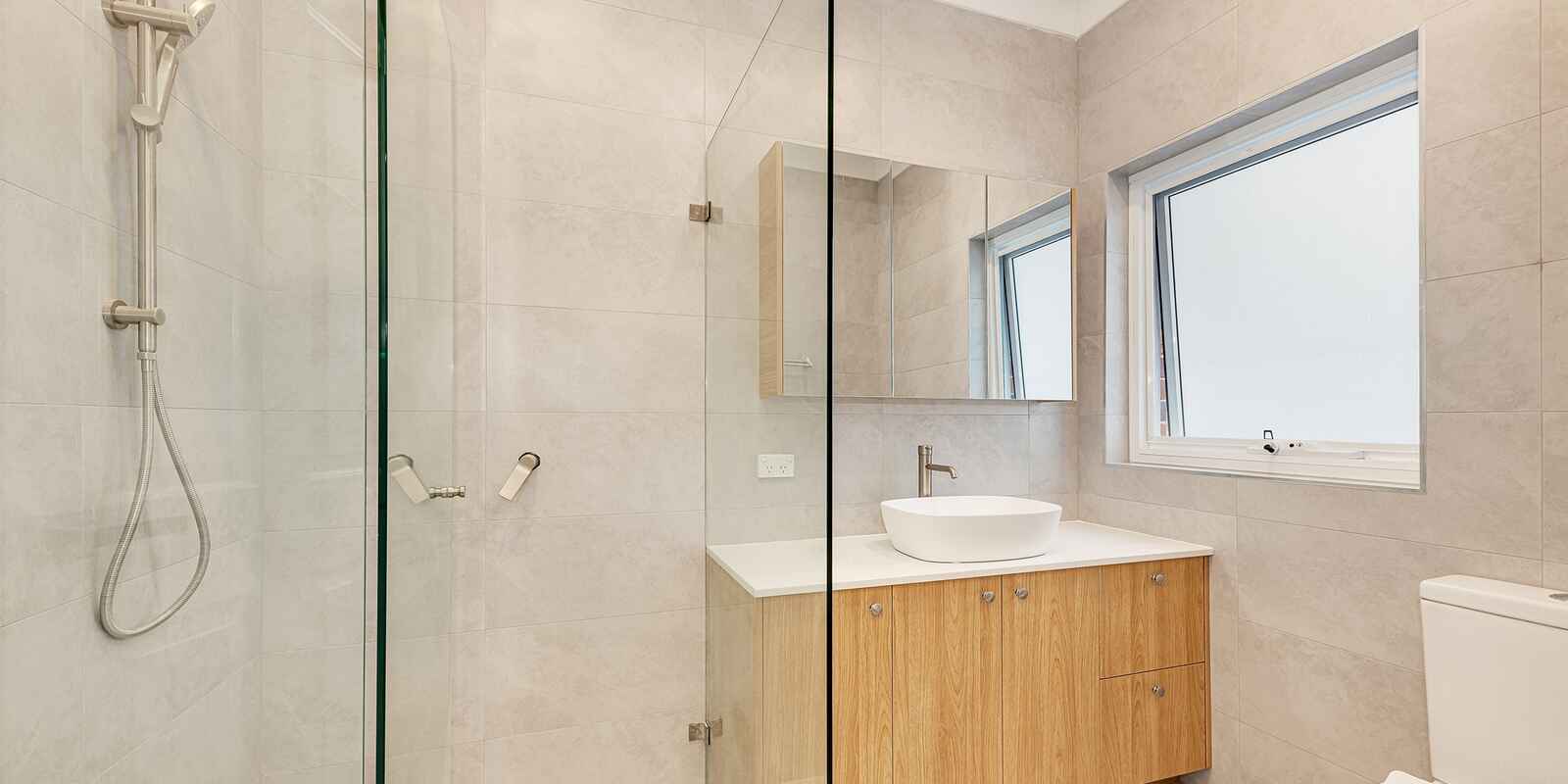 201 Eastern Valley Way Middle Cove