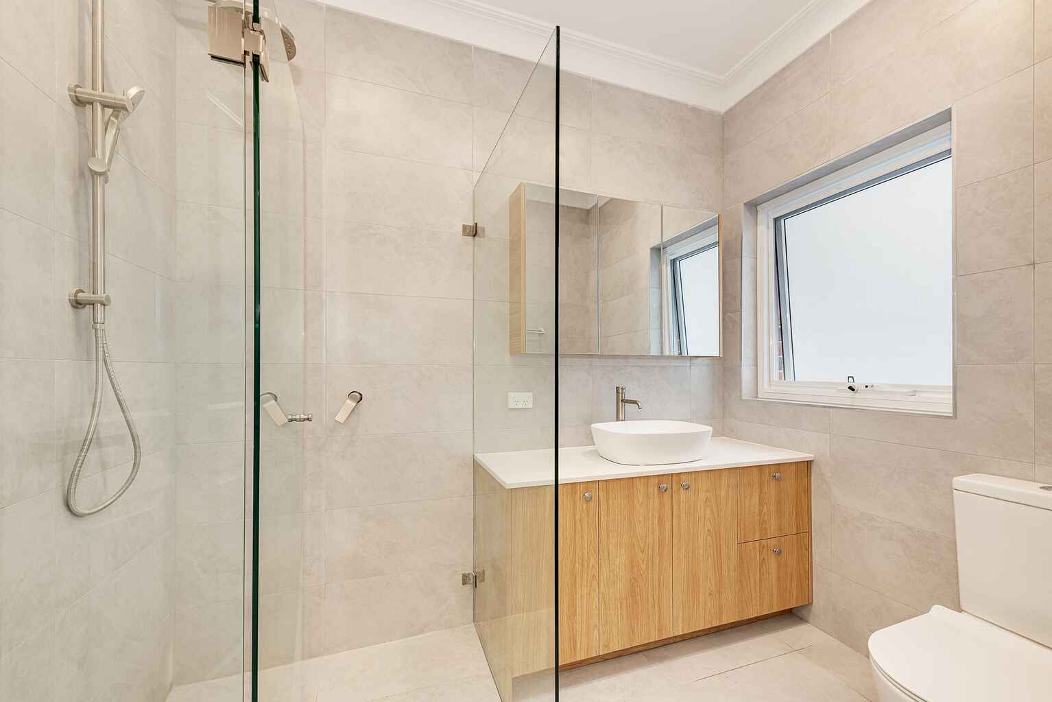 201 Eastern Valley Way Middle Cove