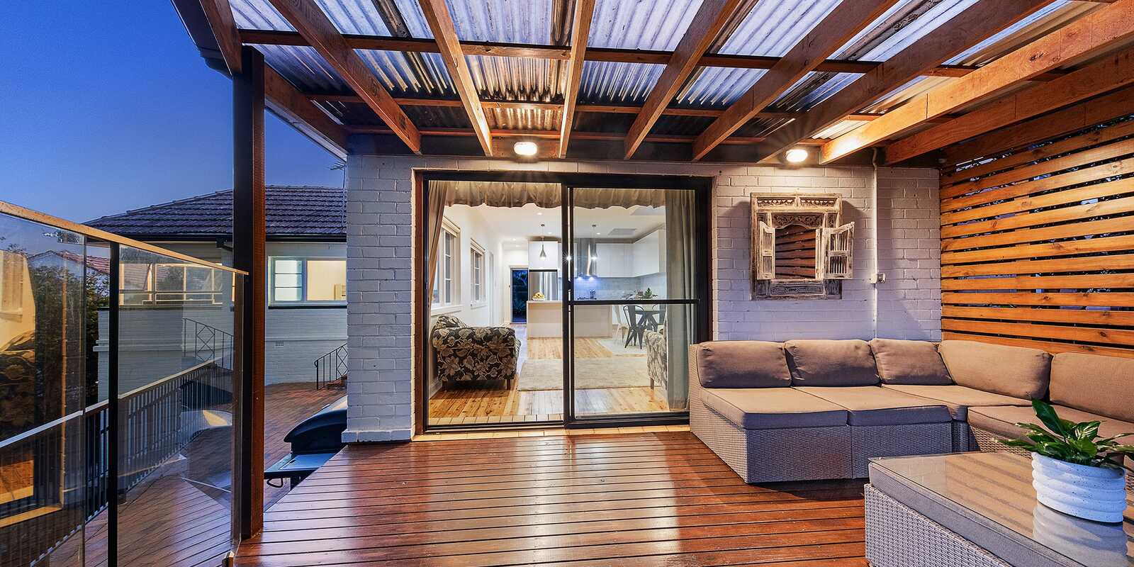 28 Morotai Crescent Castlecrag