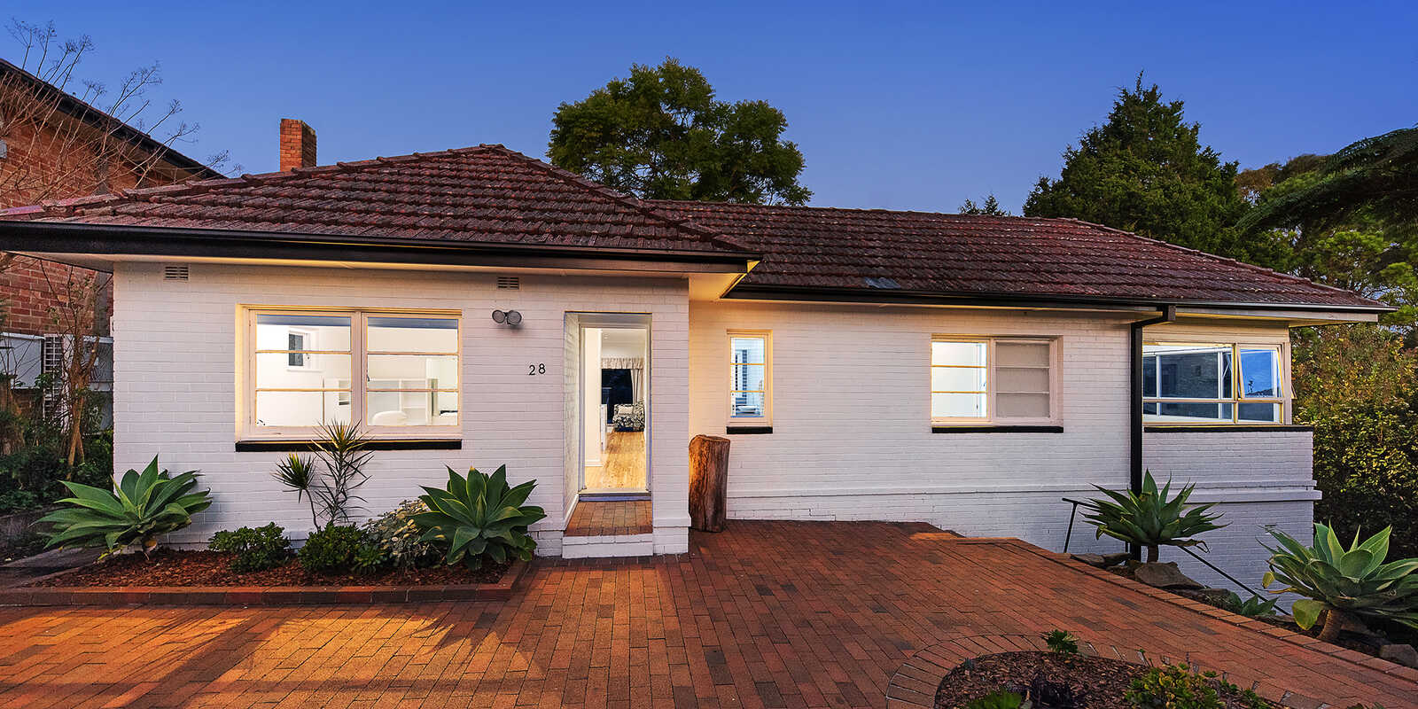 28 Morotai Crescent Castlecrag