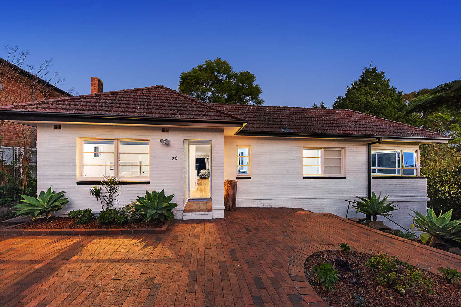28 Morotai Crescent Castlecrag