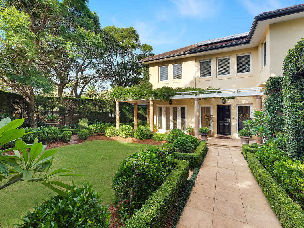 142 Edinburgh Road Castlecrag