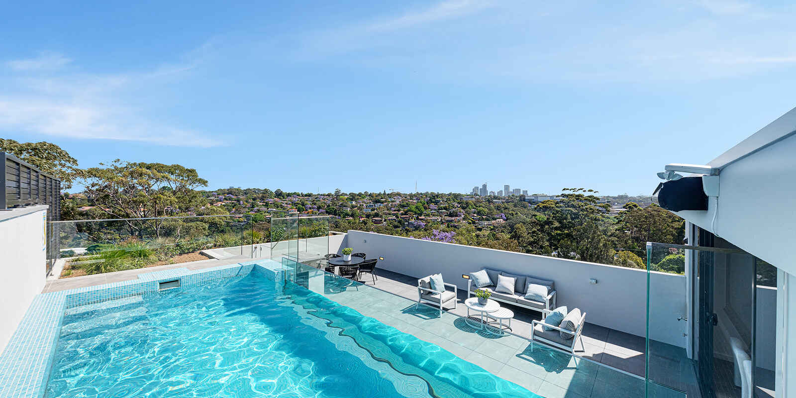 11/12 Amaroo Avenue Castle Cove