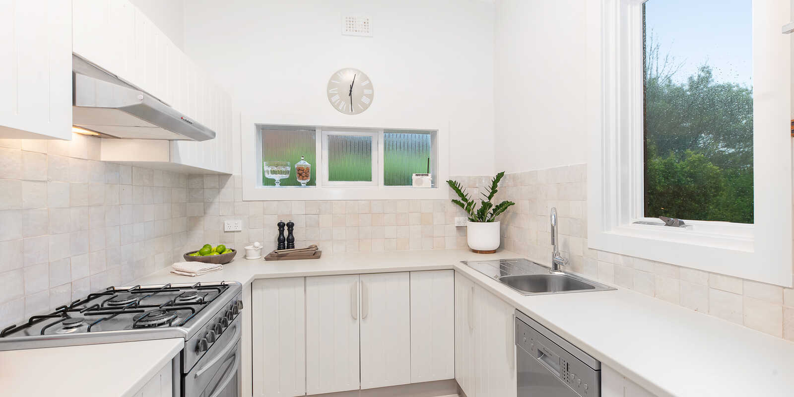 18 Baringa Road Northbridge 18 Baringa Road Northbridge