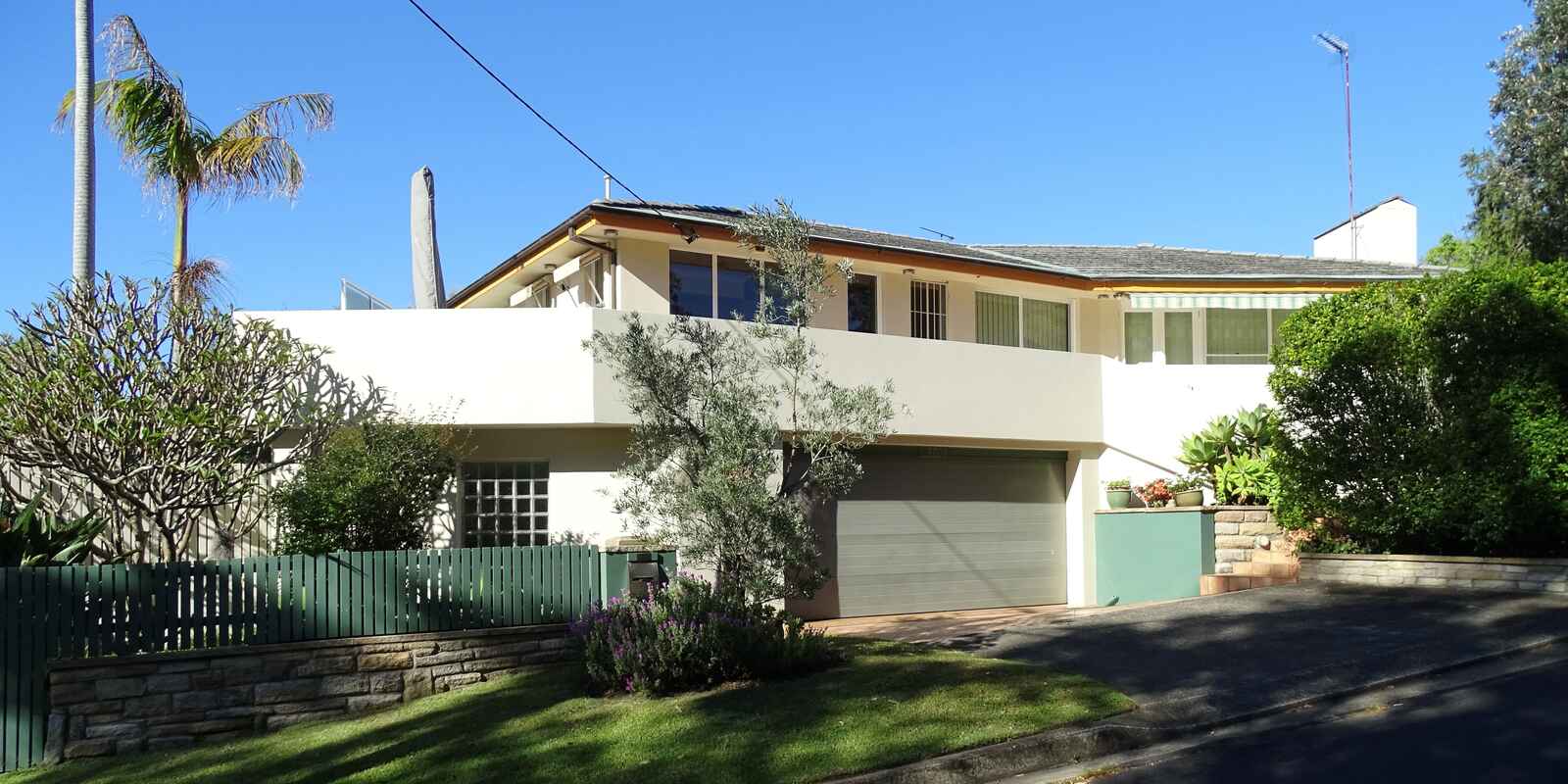 60 Coolawin Road  Northbridge