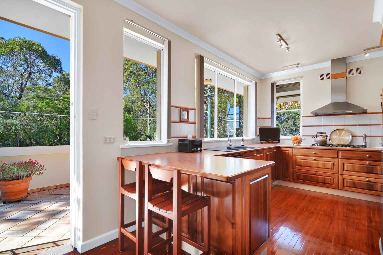 60 Coolawin Road  Northbridge