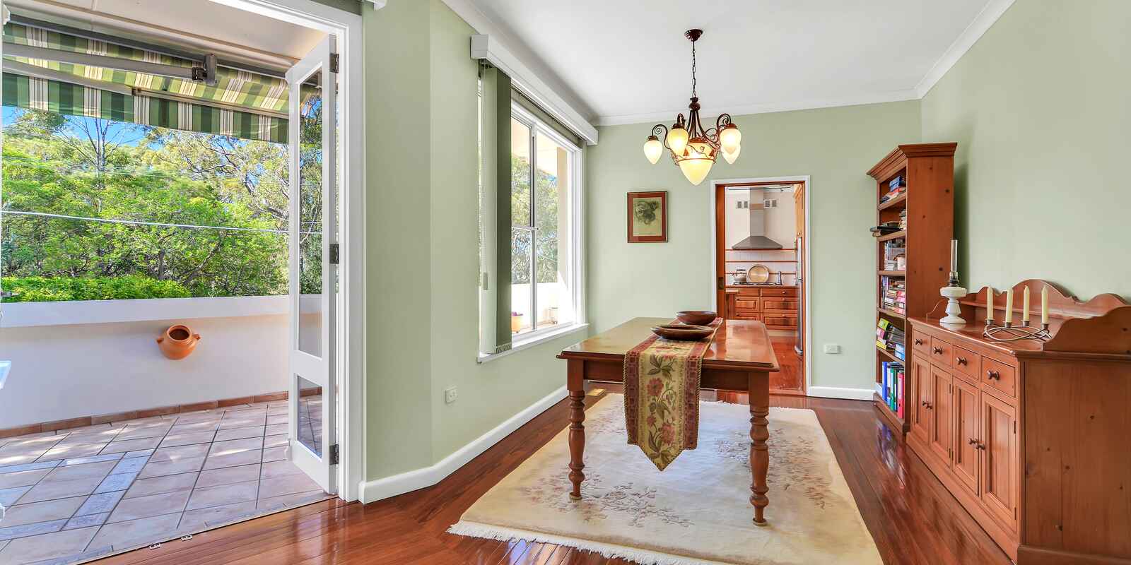 60 Coolawin Road  Northbridge