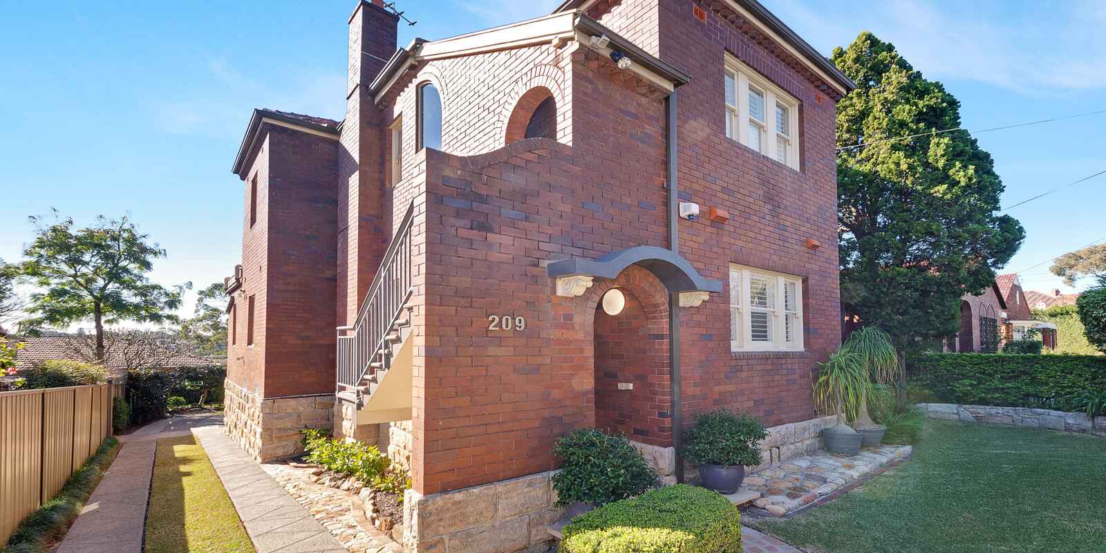 209 Sailors Bay Road Northbridge
