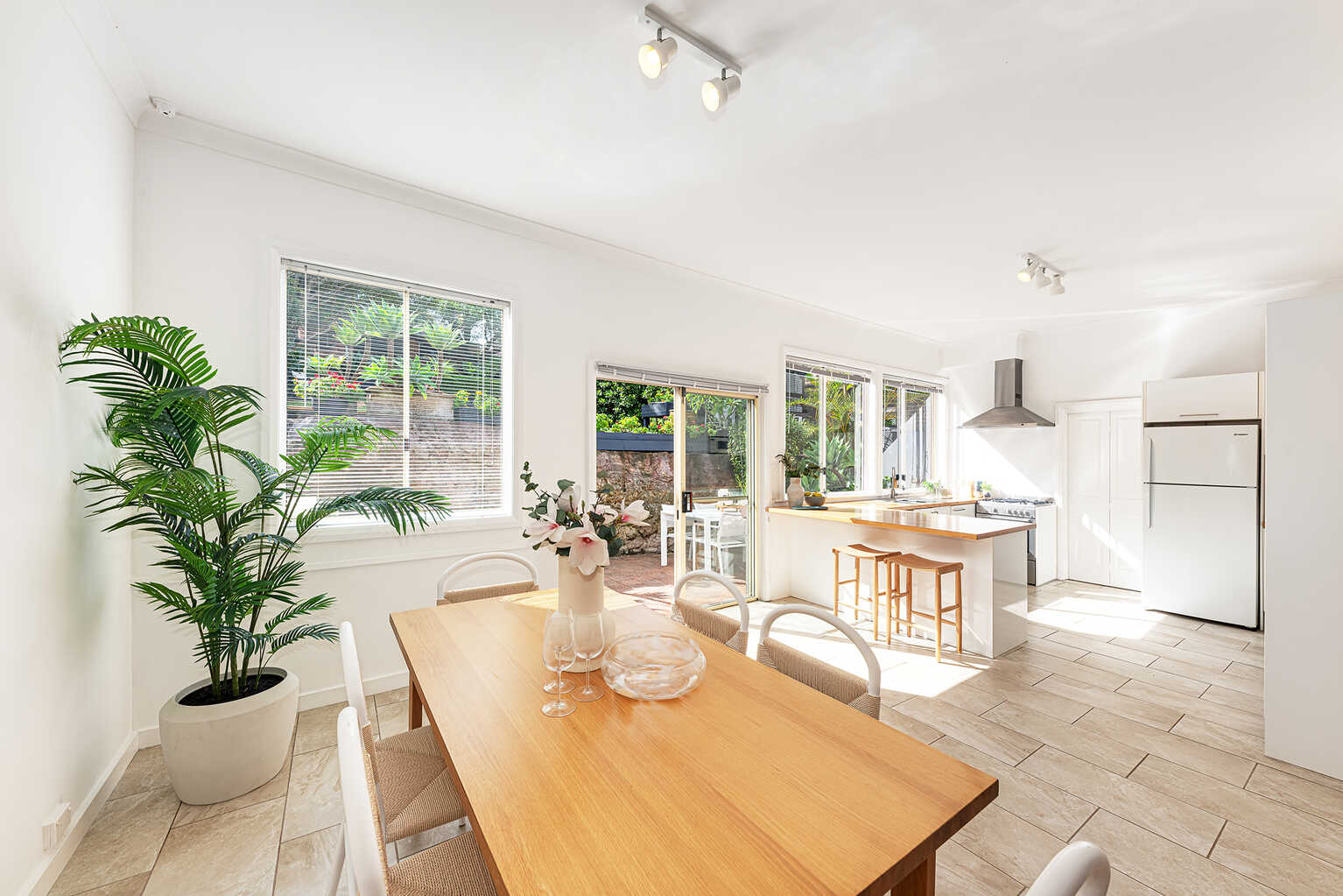 37 Strathallen Avenue Northbridge