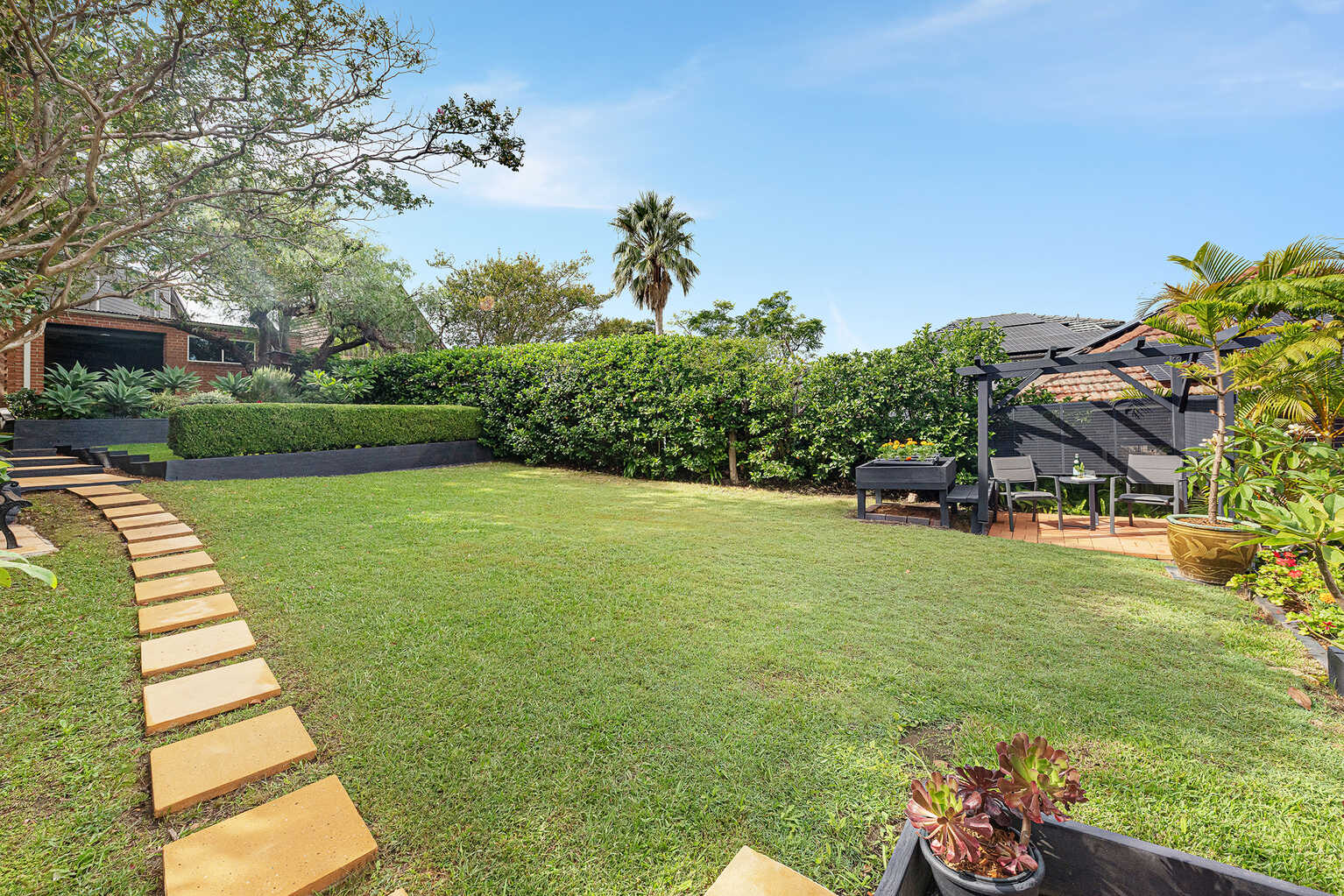 37 Strathallen Avenue Northbridge