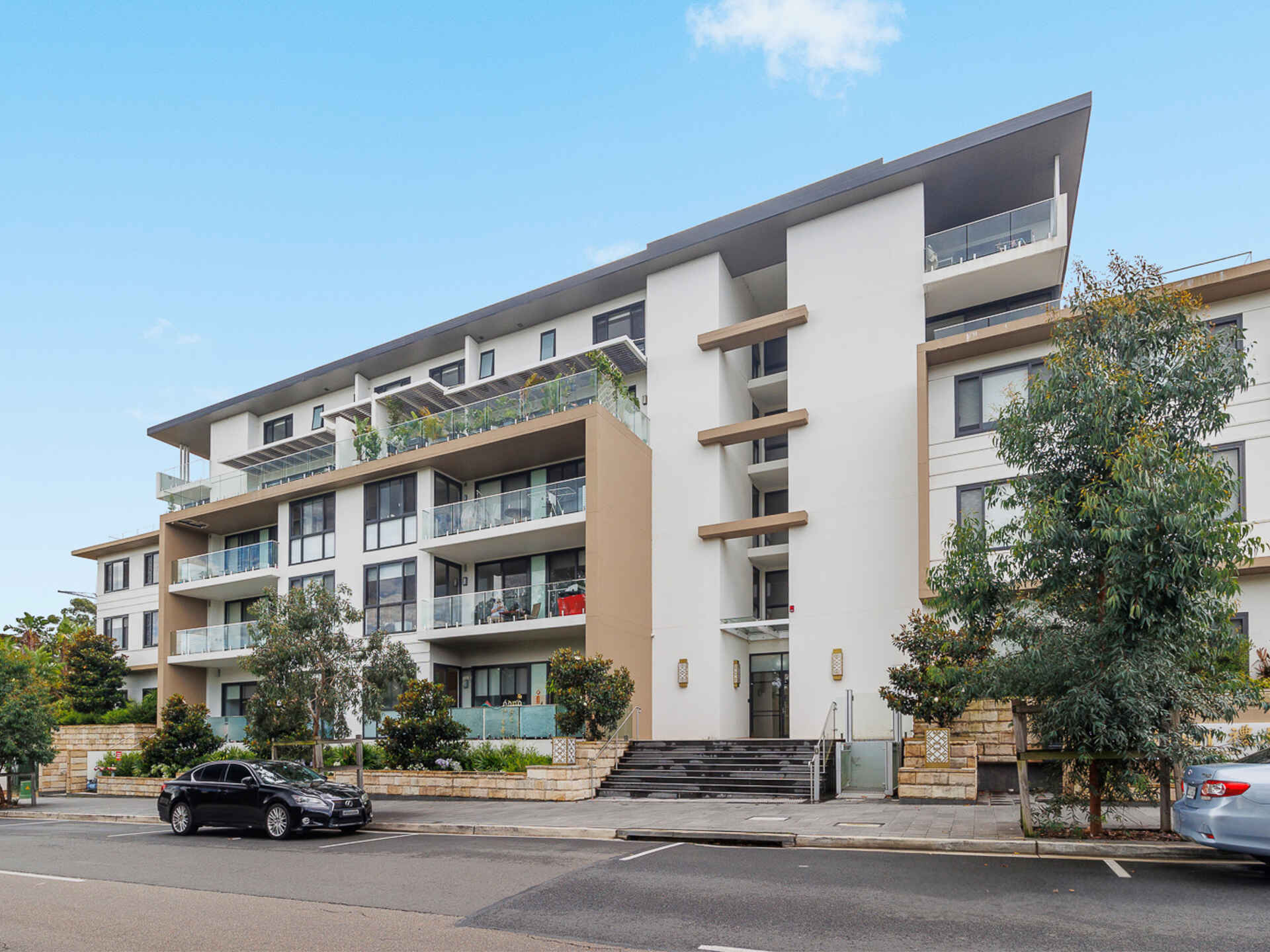 G06A/21 Glen Street Eastwood