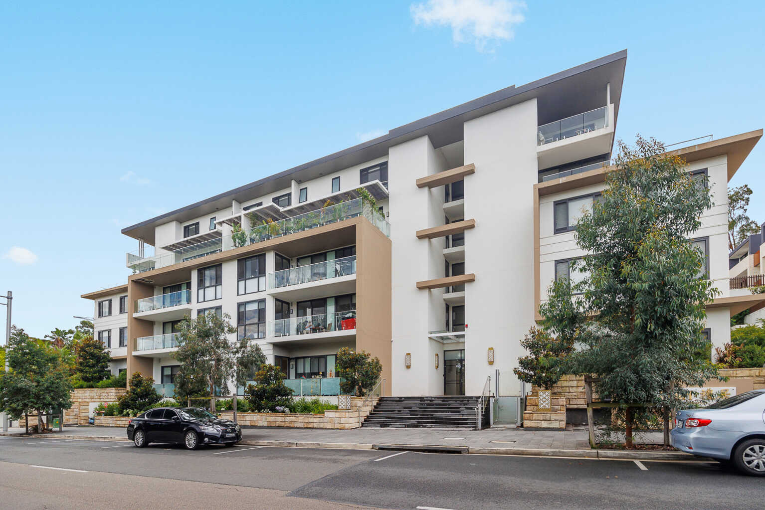G06A/21 Glen Street Eastwood
