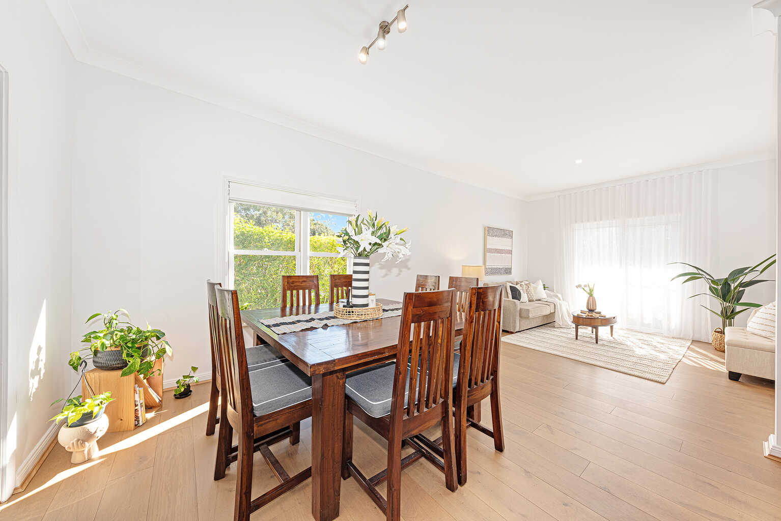 52 Kameruka Road Northbridge