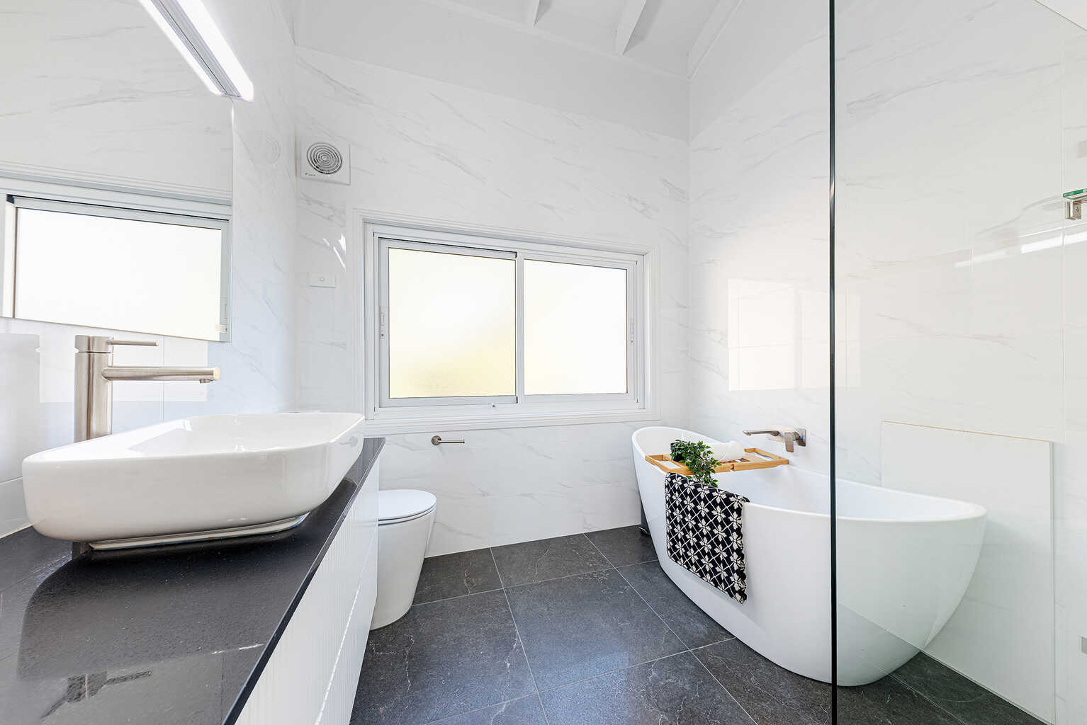 52 Kameruka Road Northbridge