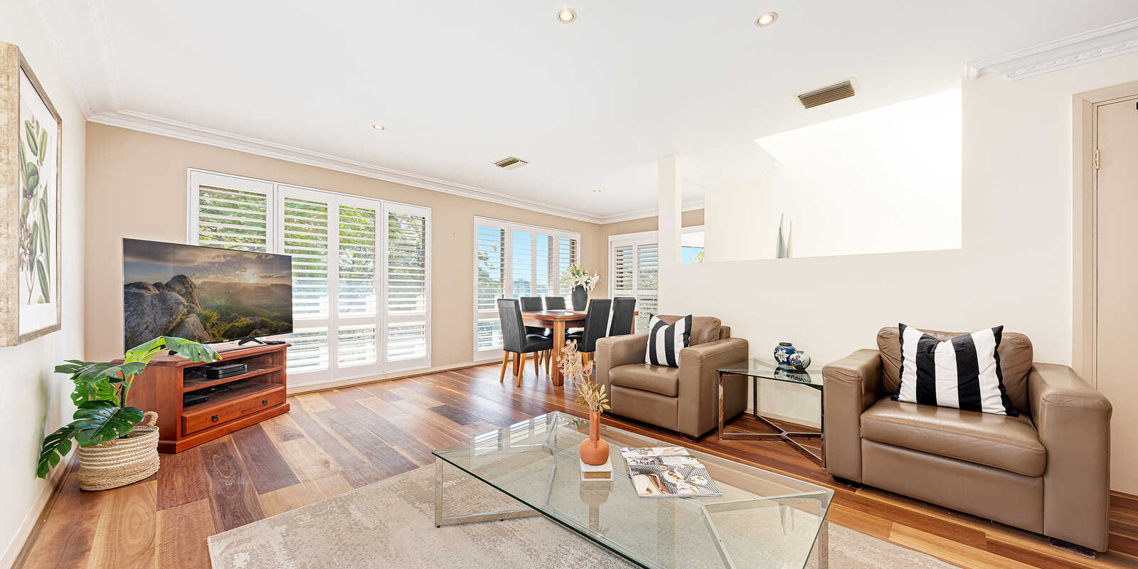 2/42A  Pine Street East Cammeray
