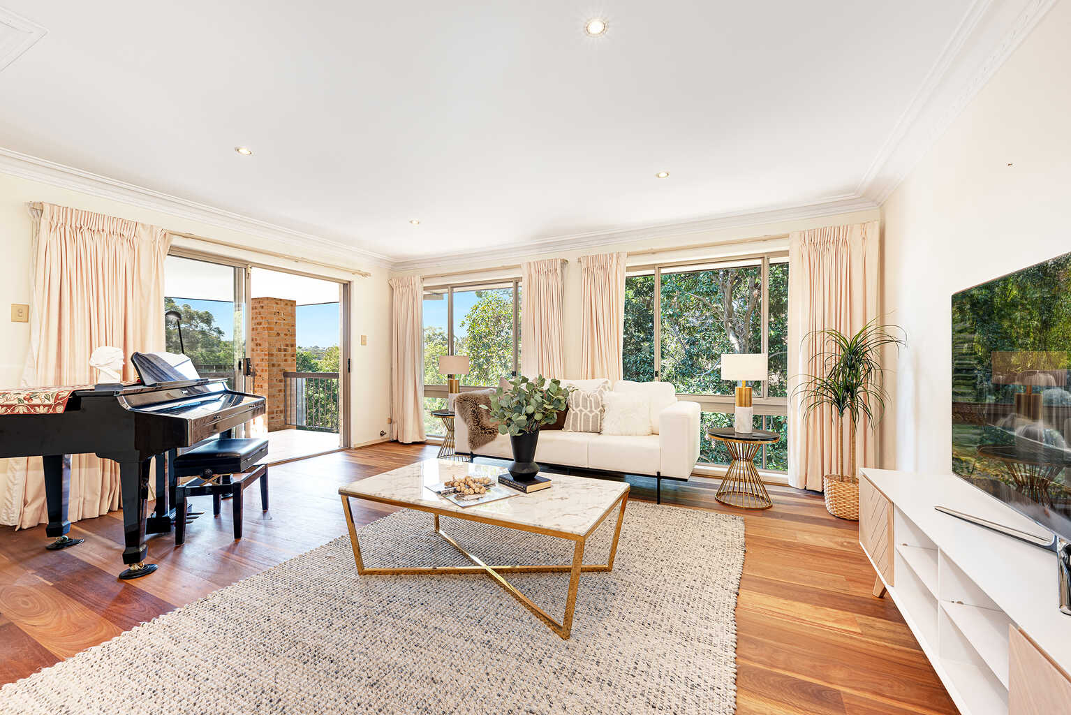 2/42A  Pine Street East Cammeray