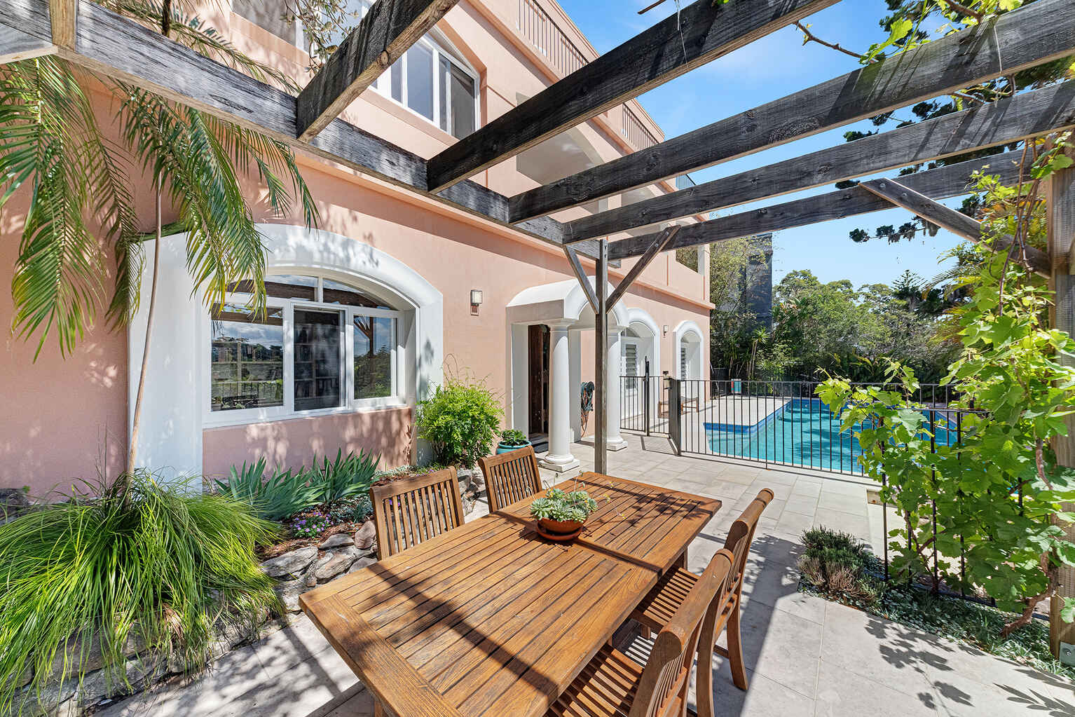 12 Rembrandt Drive Middle Cove