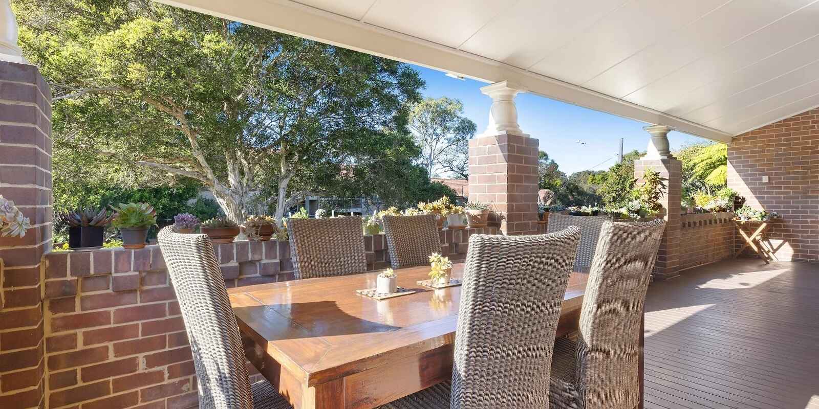 2 Merrenburn Avenue Naremburn