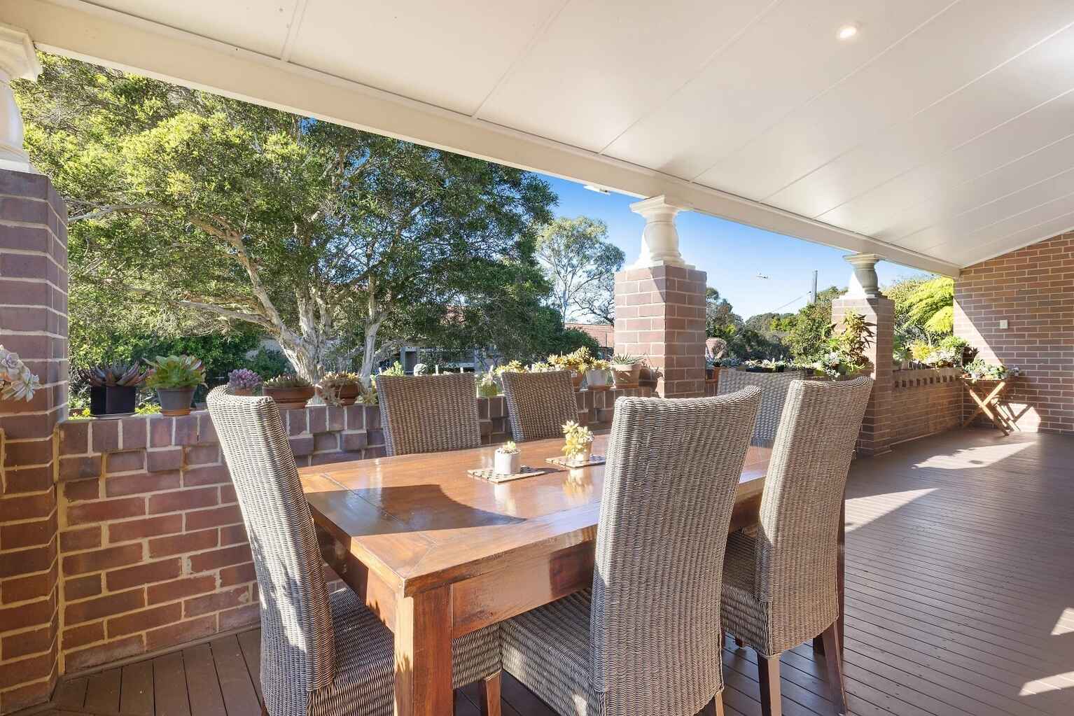 2 Merrenburn Avenue Naremburn