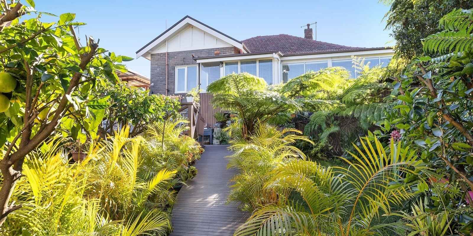 2 Merrenburn Avenue Naremburn
