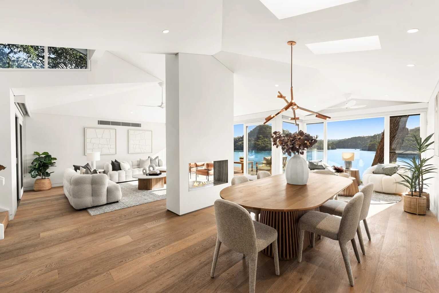 349 Edinburgh Road Castlecrag 349 Edinburgh Road Castlecrag