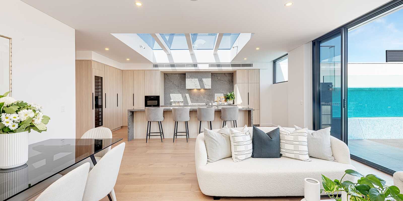 11/12 Amaroo Avenue Castle Cove