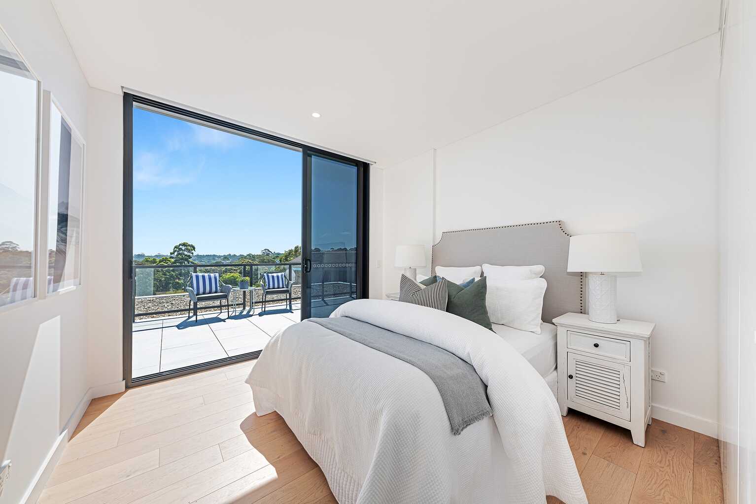 11/12 Amaroo Avenue Castle Cove