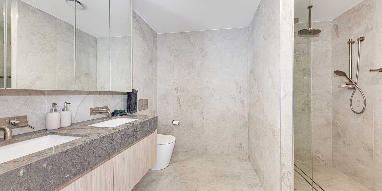 11/12 Amaroo Avenue Castle Cove