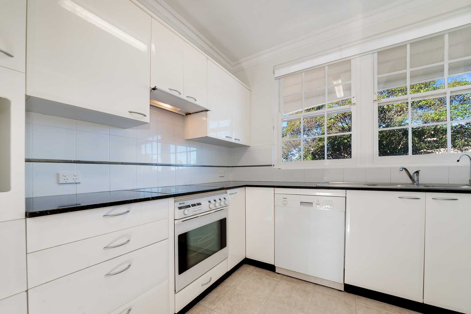 15/271 Sailors Bay Road Northbridge