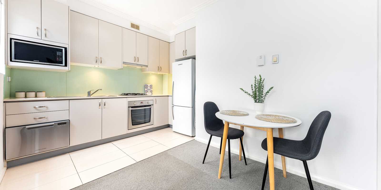 16/32-40 Sailors Bay Road Northbridge 16/32-40 Sailors Bay Road Northbridge