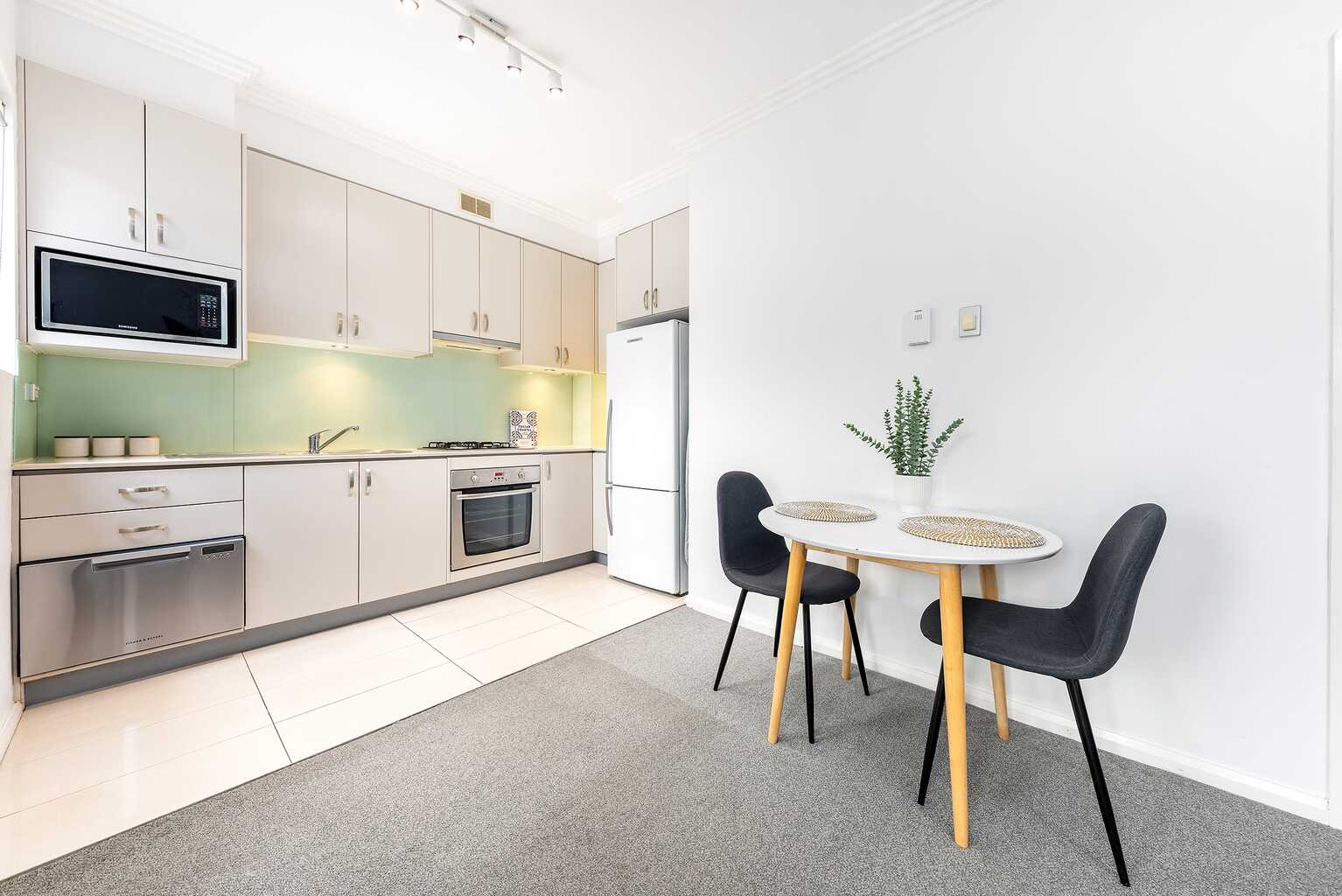 16/32-40 Sailors Bay Road Northbridge 16/32-40 Sailors Bay Road Northbridge