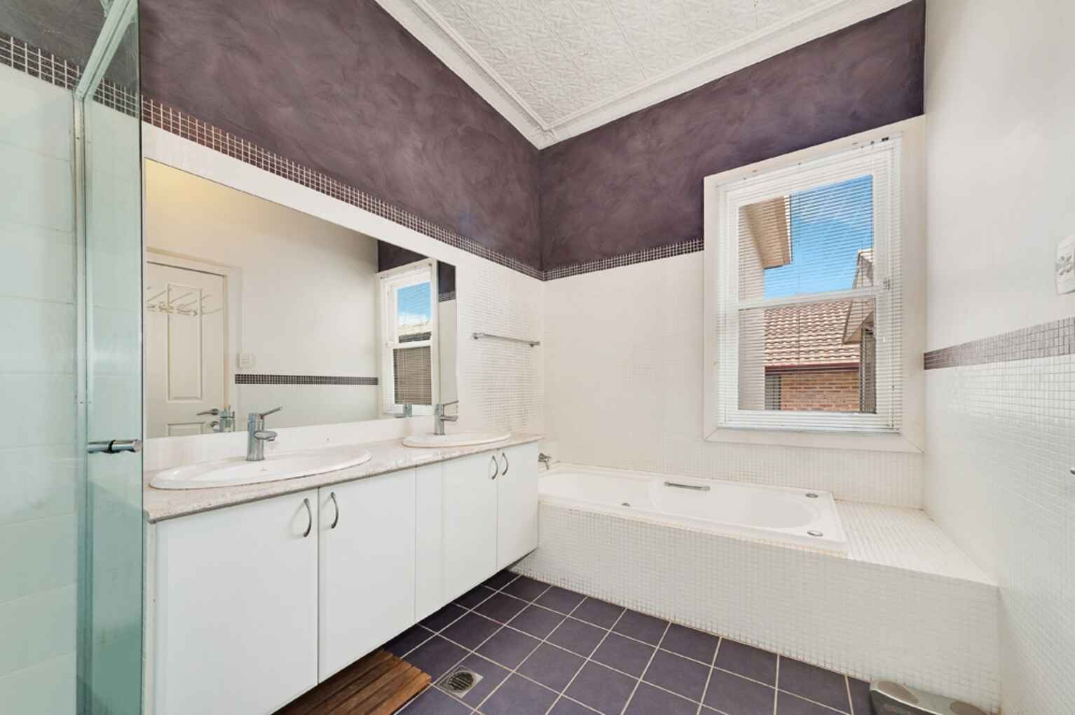 9 Salisbury Road  Willoughby