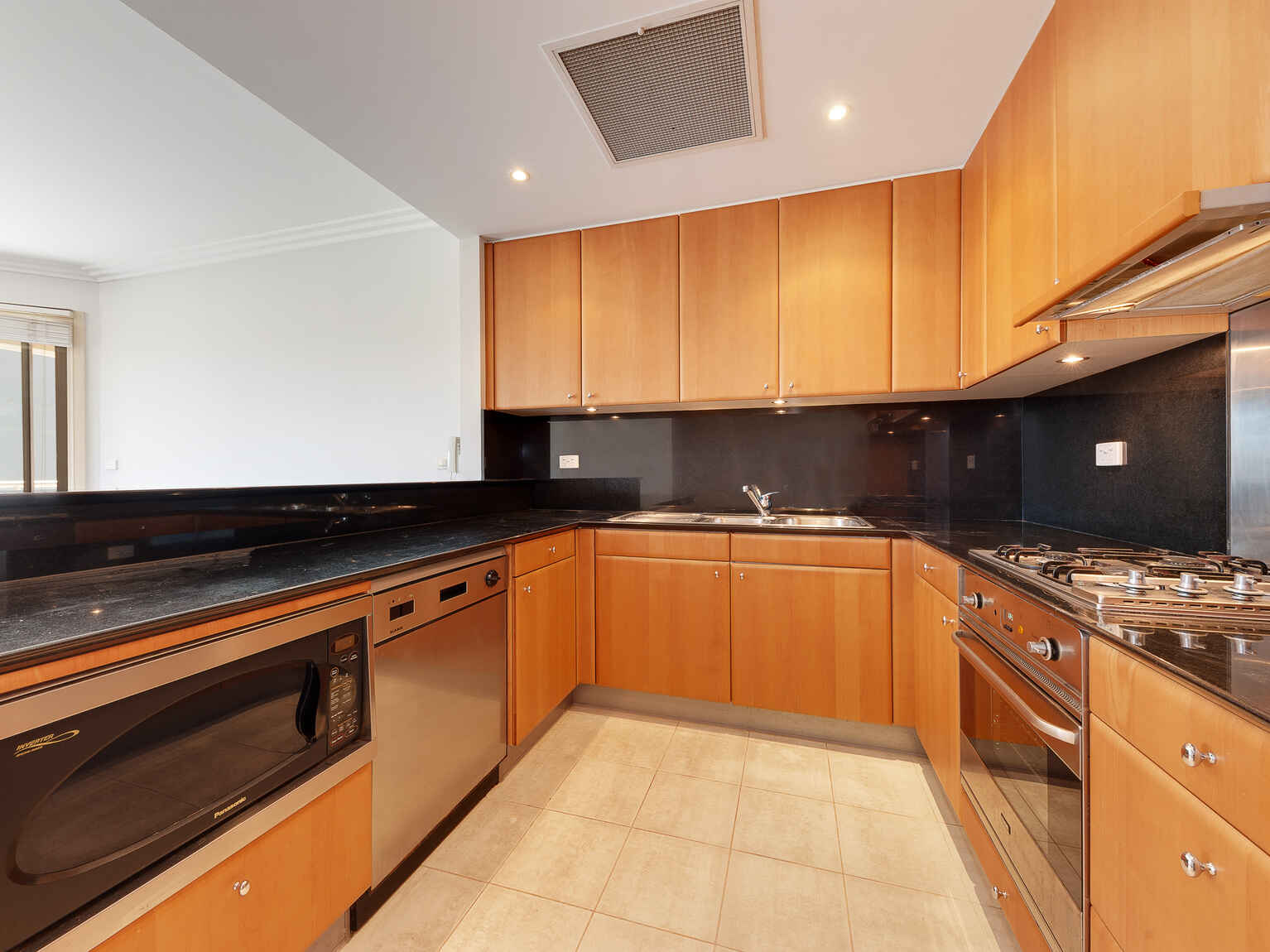 19B/70 Alfred Street Milsons Point