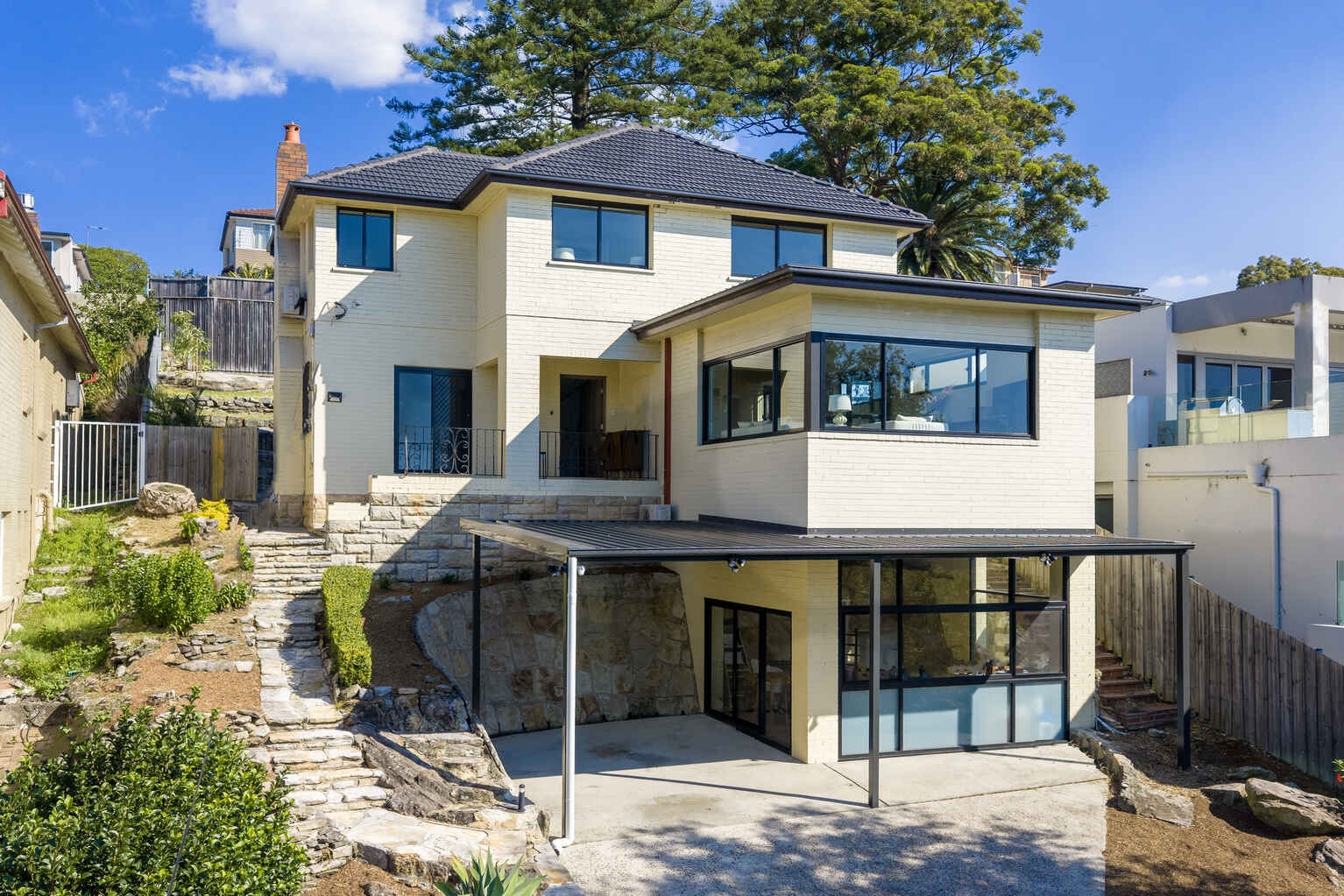 92 Kameruka Road Northbridge