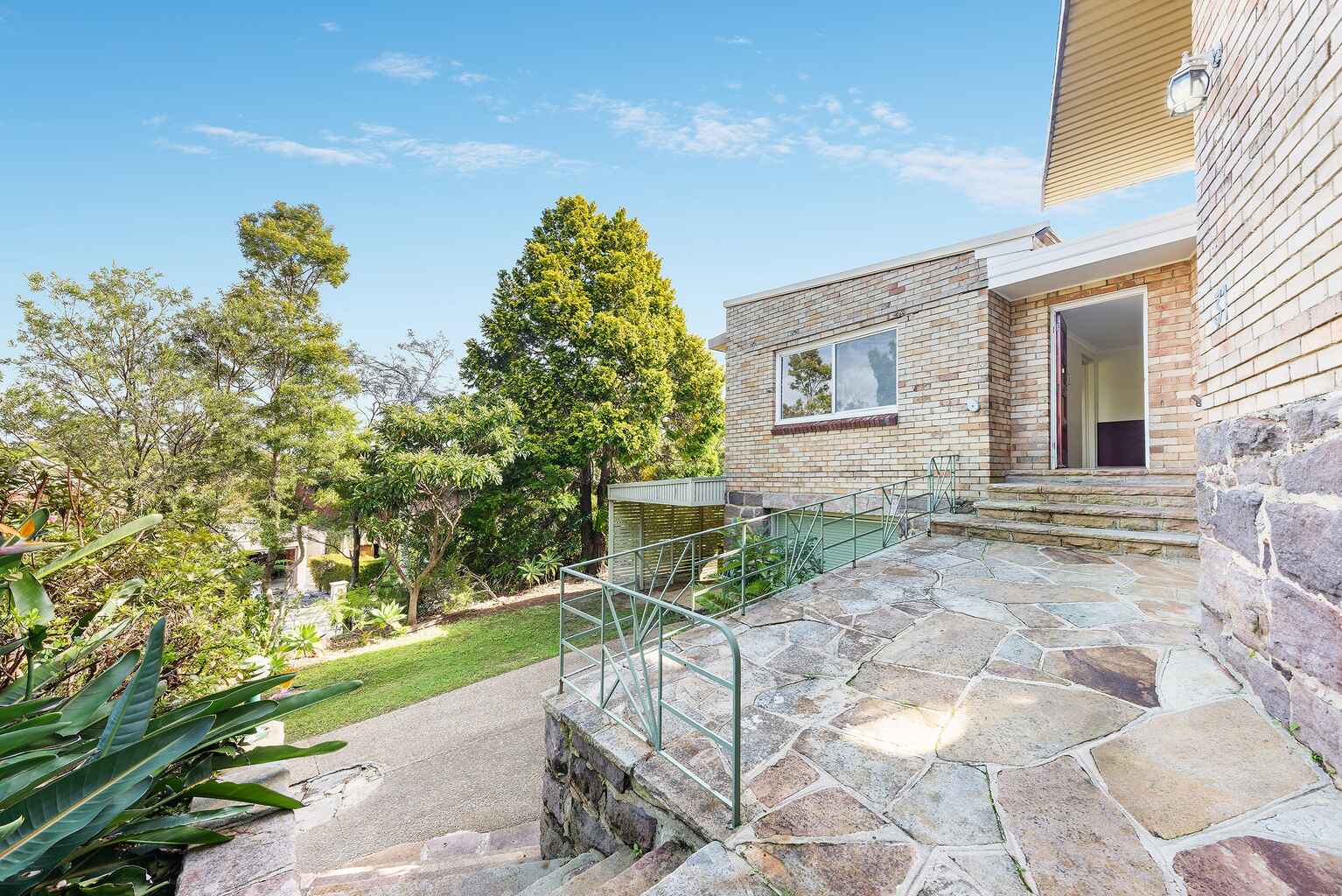 31 The Rampart Castlecrag 31 The Rampart Castlecrag
