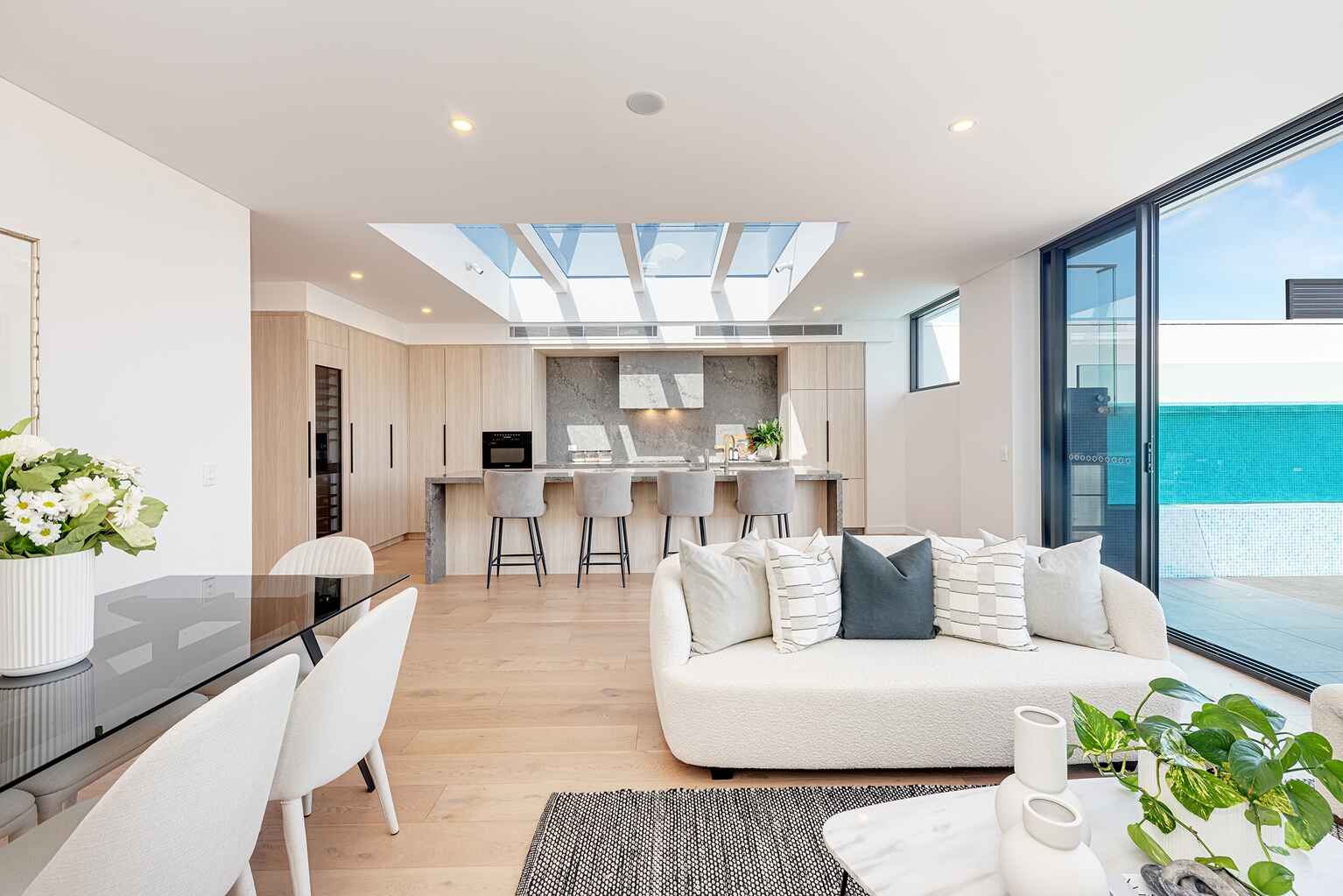 11/12 Amaroo Avenue Castle Cove