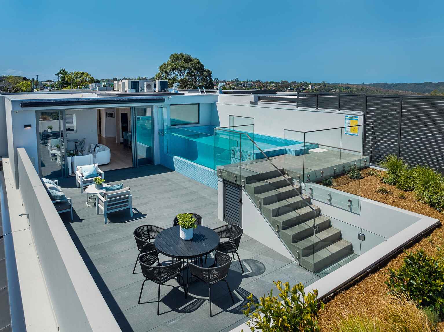 11/12 Amaroo Avenue Castle Cove